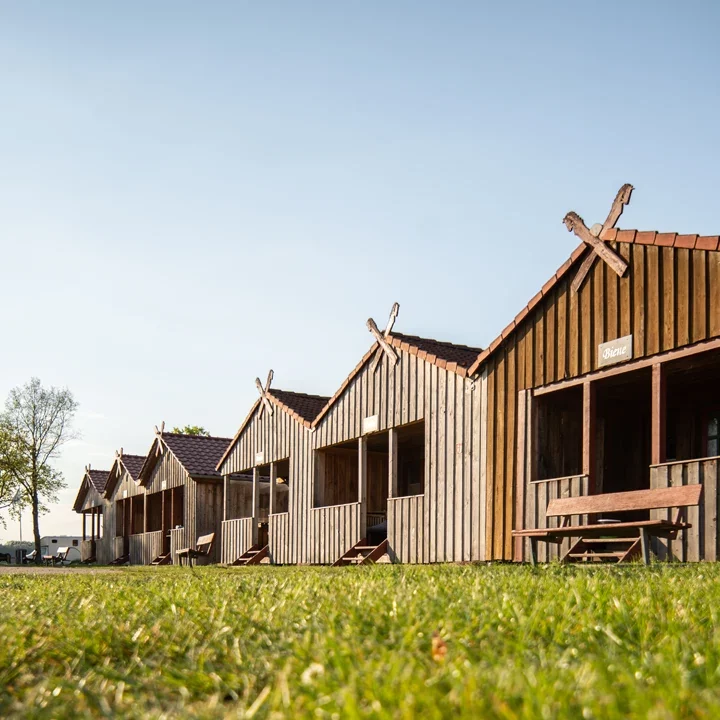 Chalet mit Reitplatz